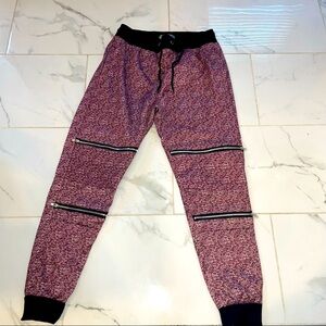 Trendy cargo sweatpants